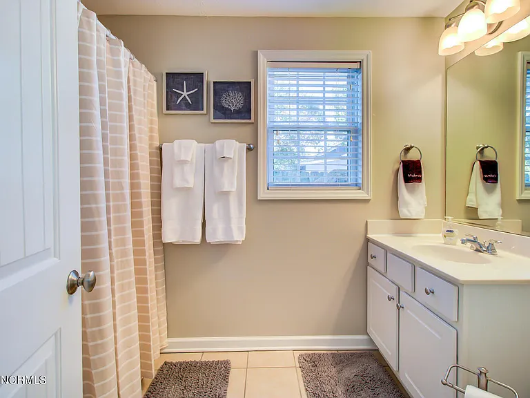 205 Florence Ave #4 — Photo 19