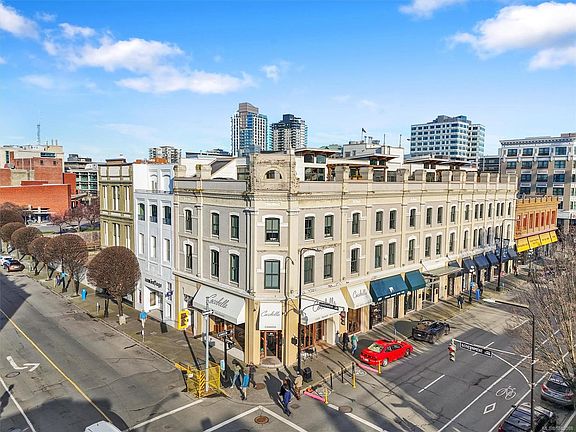 3rd image of 610 Johnson St #204