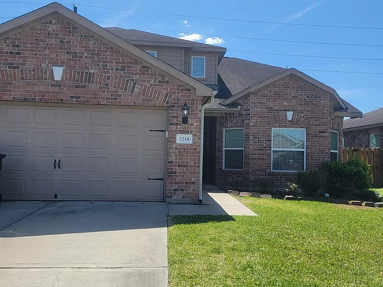 2214 Seabourne Trails Rd — Photo 1