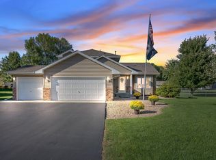 416 Birch Ave NW, Saint Michael, MN 55376