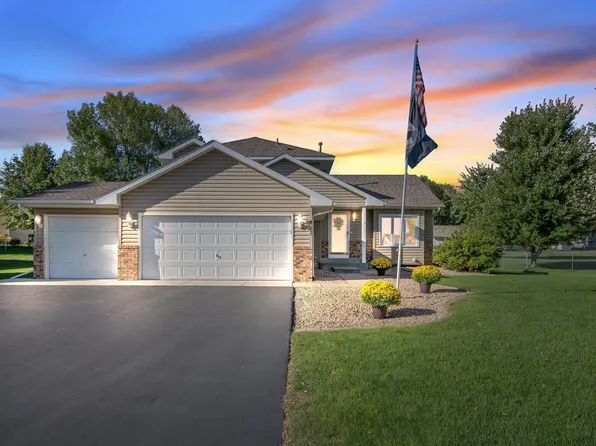 416 Birch Ave NW, Saint Michael, MN 55376