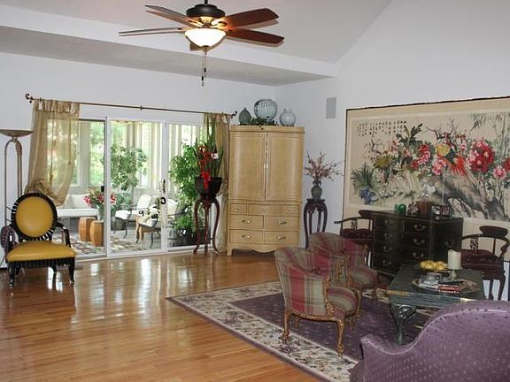 4th image of 7139 Asheville Park Dr