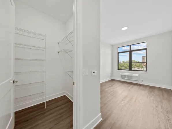 121 34th Street image 16 of 44