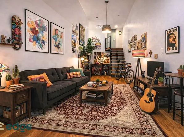 233 Jefferson Street image 1 of 7