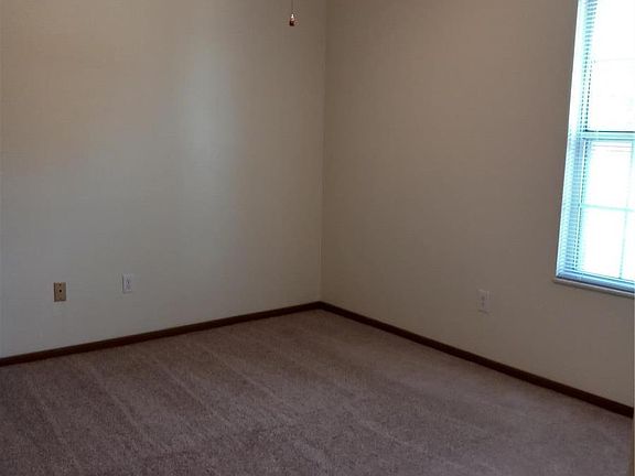 5th image of 4317 Arrow Tree Dr