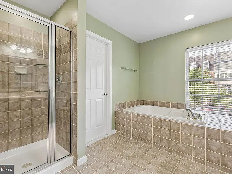 126 Cameron Station Blvd — Photo 15