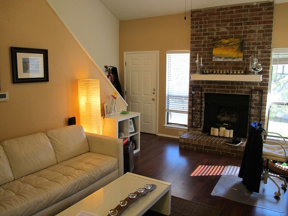 1st image of 6801 Thorncliffe Dr APT B