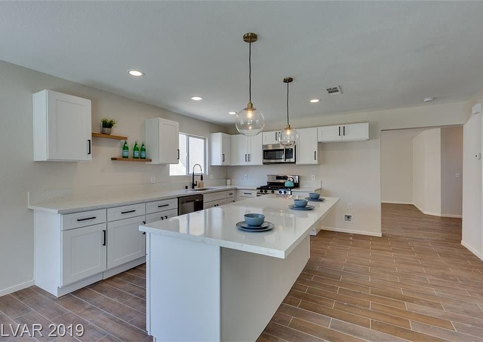1st image of 6379 Rosemount Ave