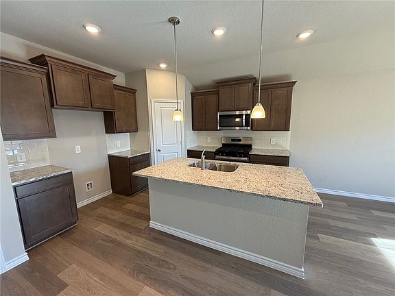 2nd image of 1222 Watkins Way