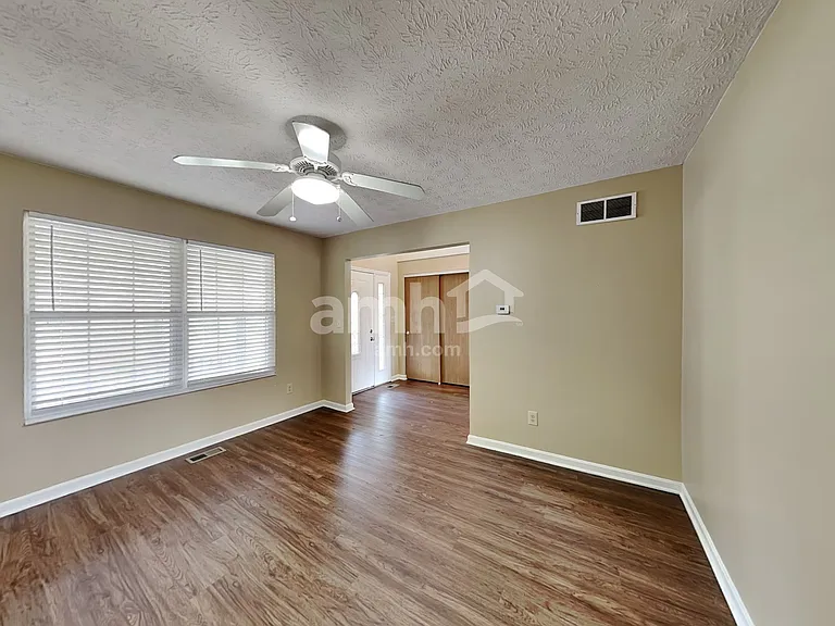 4363 Squaw Valley Dr — Photo 5