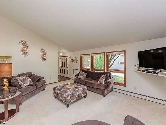 5th image of 521 Beryl Dr