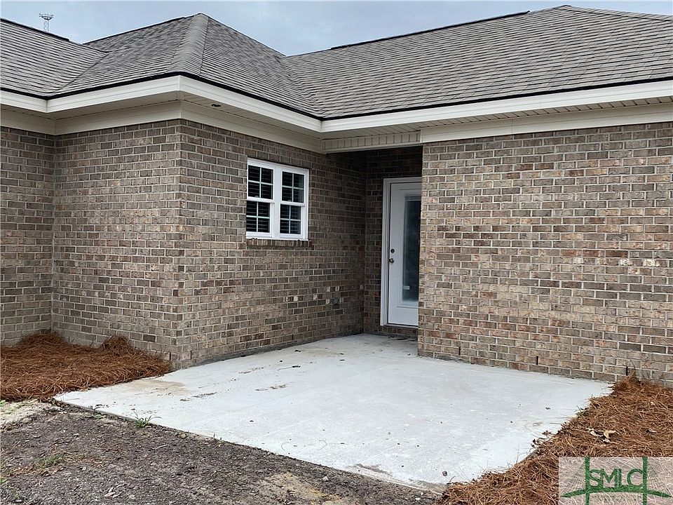 2nd image of 122 Orchard Way