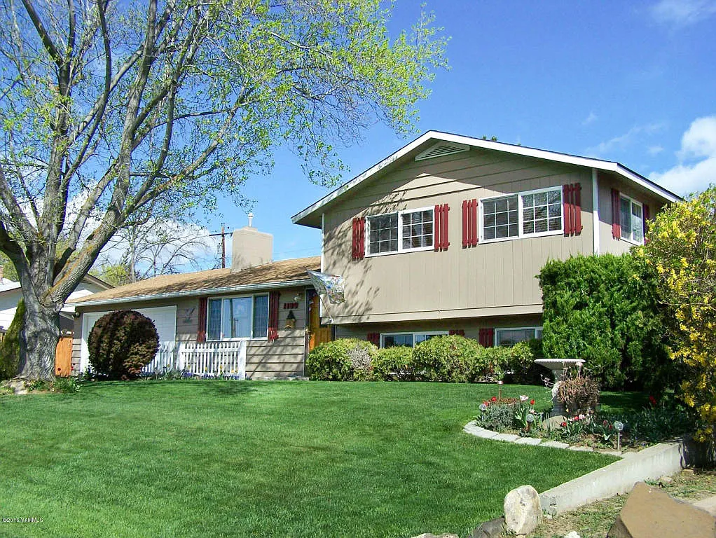1109 S 29th Ave photo 1