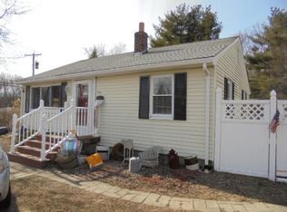 4 Potter Cir, Bellingham, MA 02019