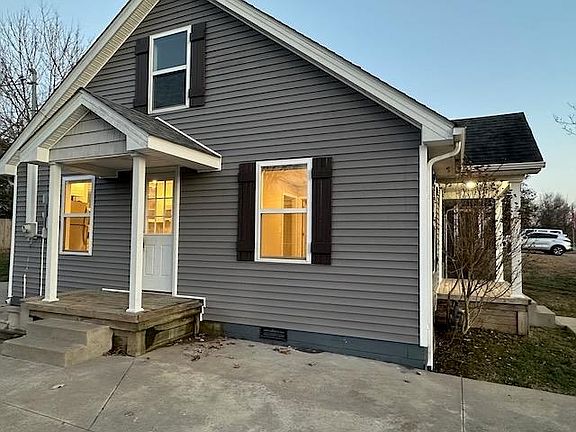 3rd image of 137 McCormack Ave