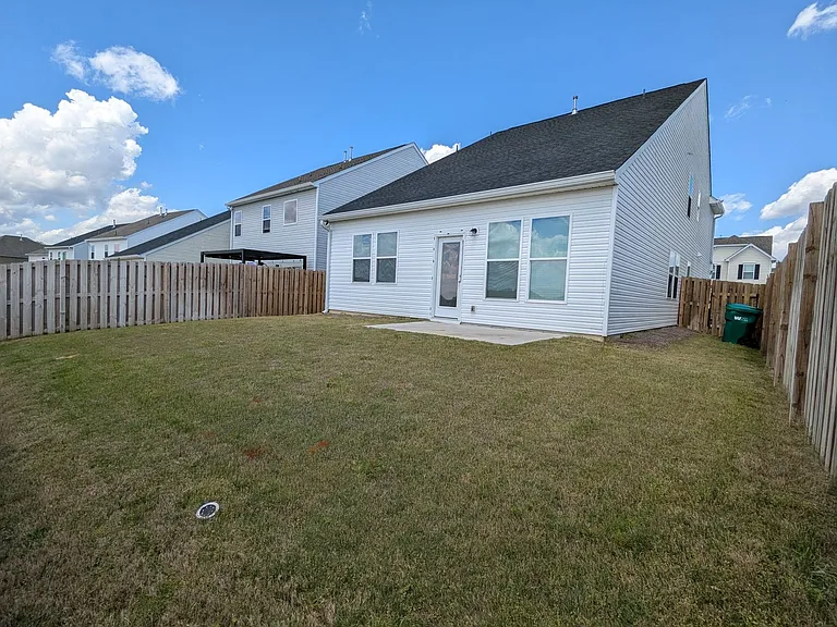 293 Mansell Park — Photo 3