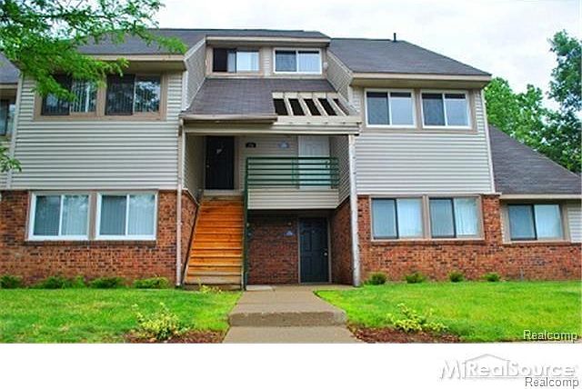 1st image of 2740 Davison Ave #1