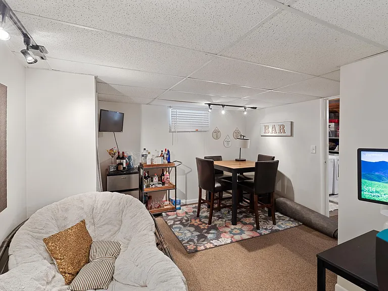 3553 Girard Ave S — Photo 8