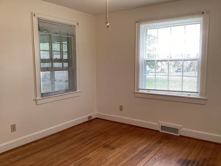 225 N Grant St — Photo 27