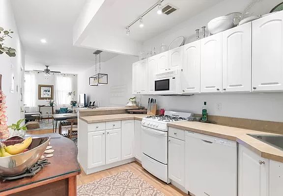 2nd image of 10-37 48th Ave #5