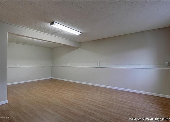 5th image of 3705 Alexander Ave