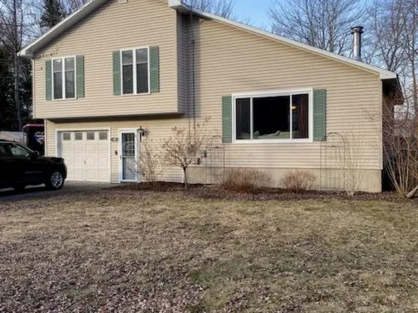 15 Mcdonald Avenue, Ellsworth, ME 04605