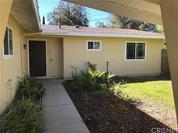 3rd image of 26013 Valley Wells Ct