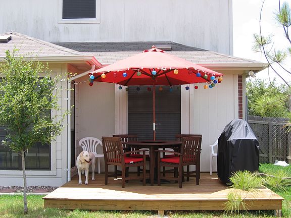 deck in backyard