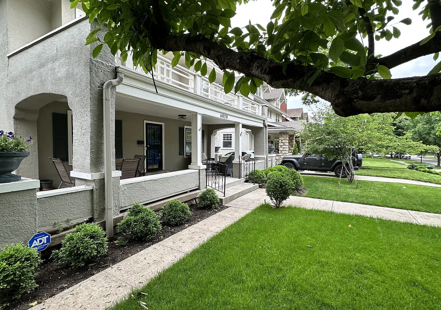Beautifully Updated 1917 Classic Brookside 3-BR /Book for World Cup 26 — Photo 4