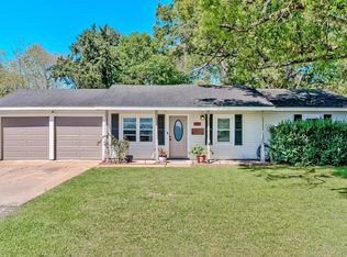 1318 Beagle Rd, Orange, TX 77632