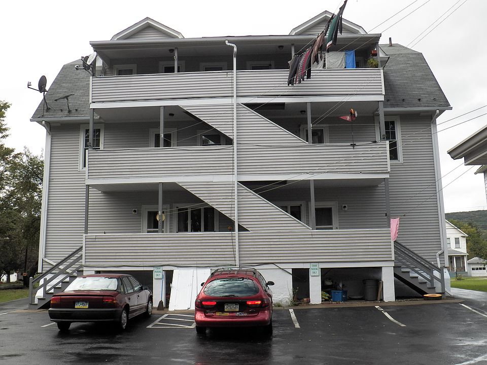 2nd image of 1661 Wyoming Ave APT 1