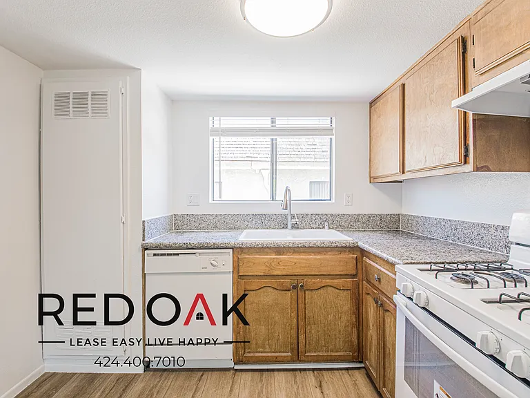 4745 W 173rd St #103 — Photo 9