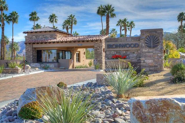 73561 Dalea Ln — Photo 16