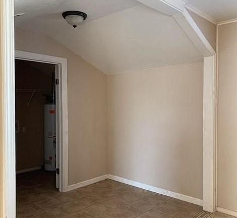 5th image of 118 Thornton Ln