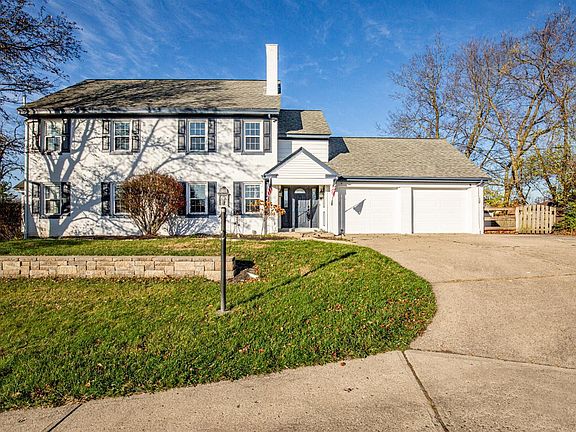 3rd image of 8924 Saxton Dr