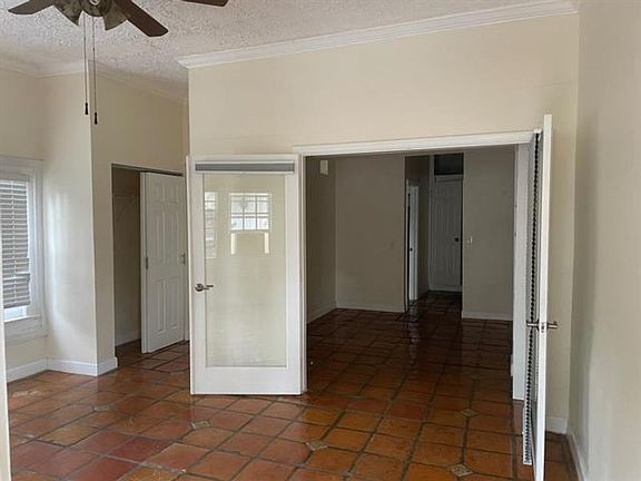 2nd image of 253 Oleander Ave APT 8
