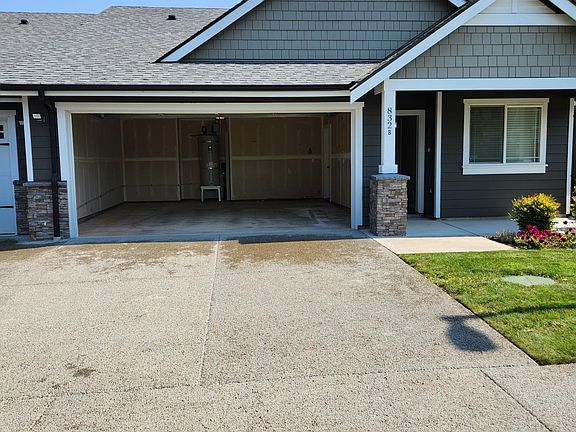 5th image of 832 Taylor Ln NE #B