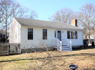 46 Broken Bow Ln, East Falmouth, MA 02536