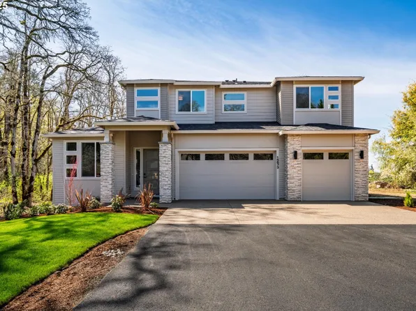 15673 S Stammen Ln, Oregon City, OR 97045