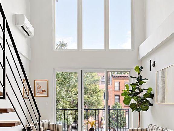 2nd image of 107 Madison St #4C