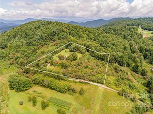 168 Snow Hill Dr, Burnsville, NC 28714