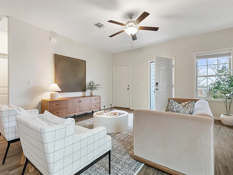 7101 Spirit Hill Rd — Photo 8
