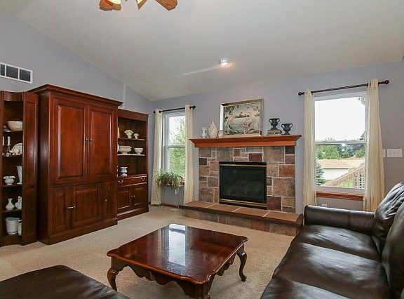 4th image of 175 Brookstone Dr