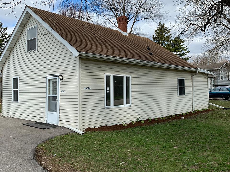 1st image of 10074 W Ford Ave