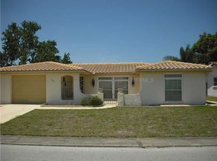 9125 Hunt Club Ln, Port Richey, FL 34668