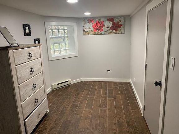 2nd image of 6344 N Magnolia Ave