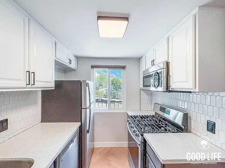 2349 Altisma Way #B — Photo 1