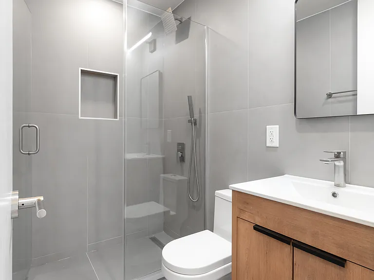 141 2nd Ave #20 — Photo 8
