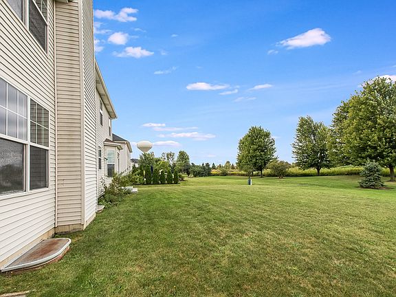 3rd image of 13009 Grande Poplar Cir
