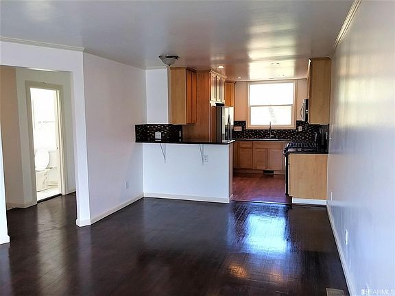 2nd image of 40 Montana St